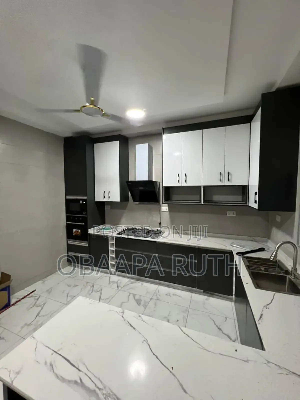 4bdrm House in Achimota, Mile 7 for sale