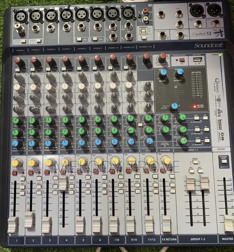 Soundcraft 12channel Mixer