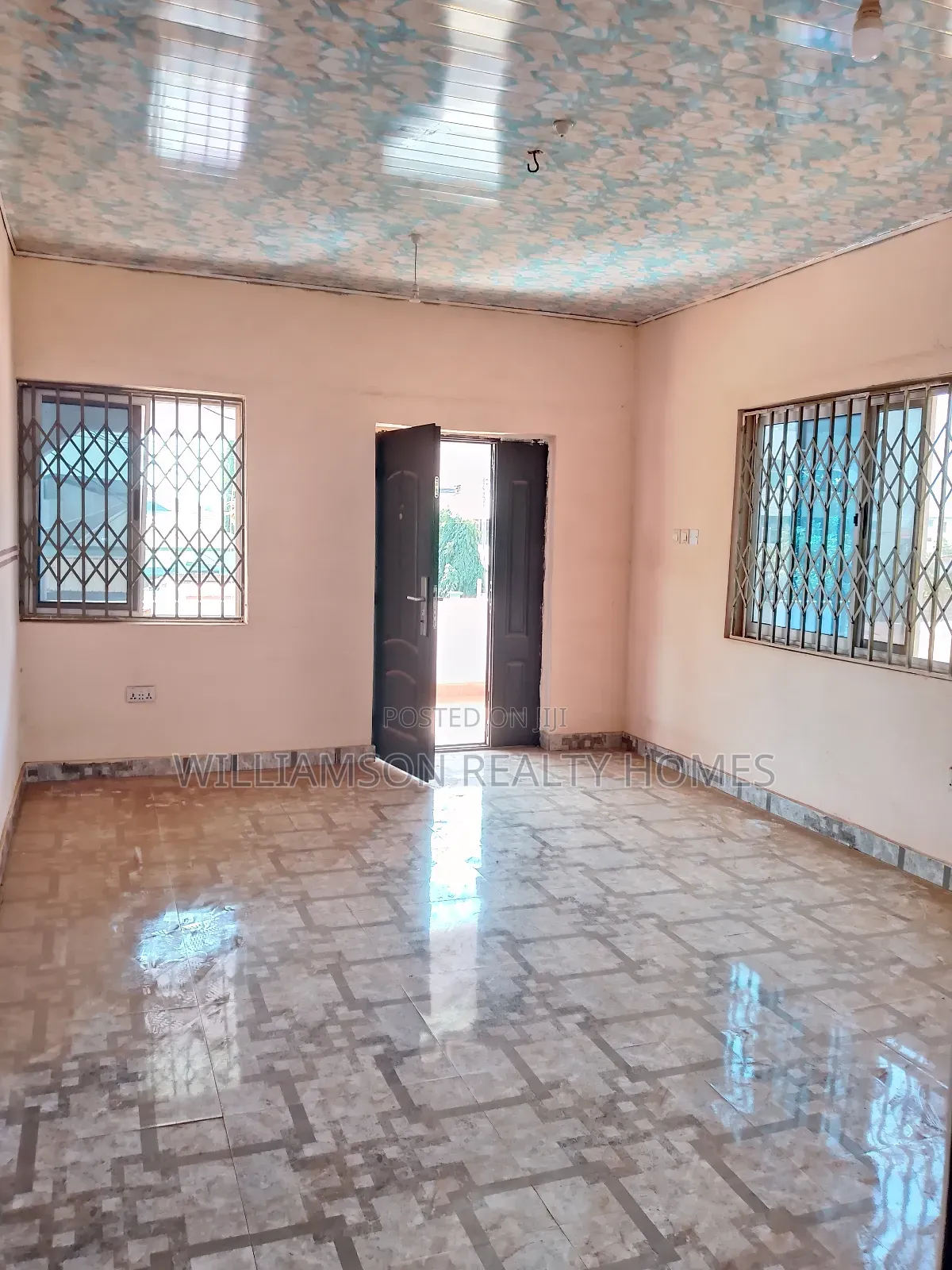 2bdrm Apartment in Spintex Main Road for rent