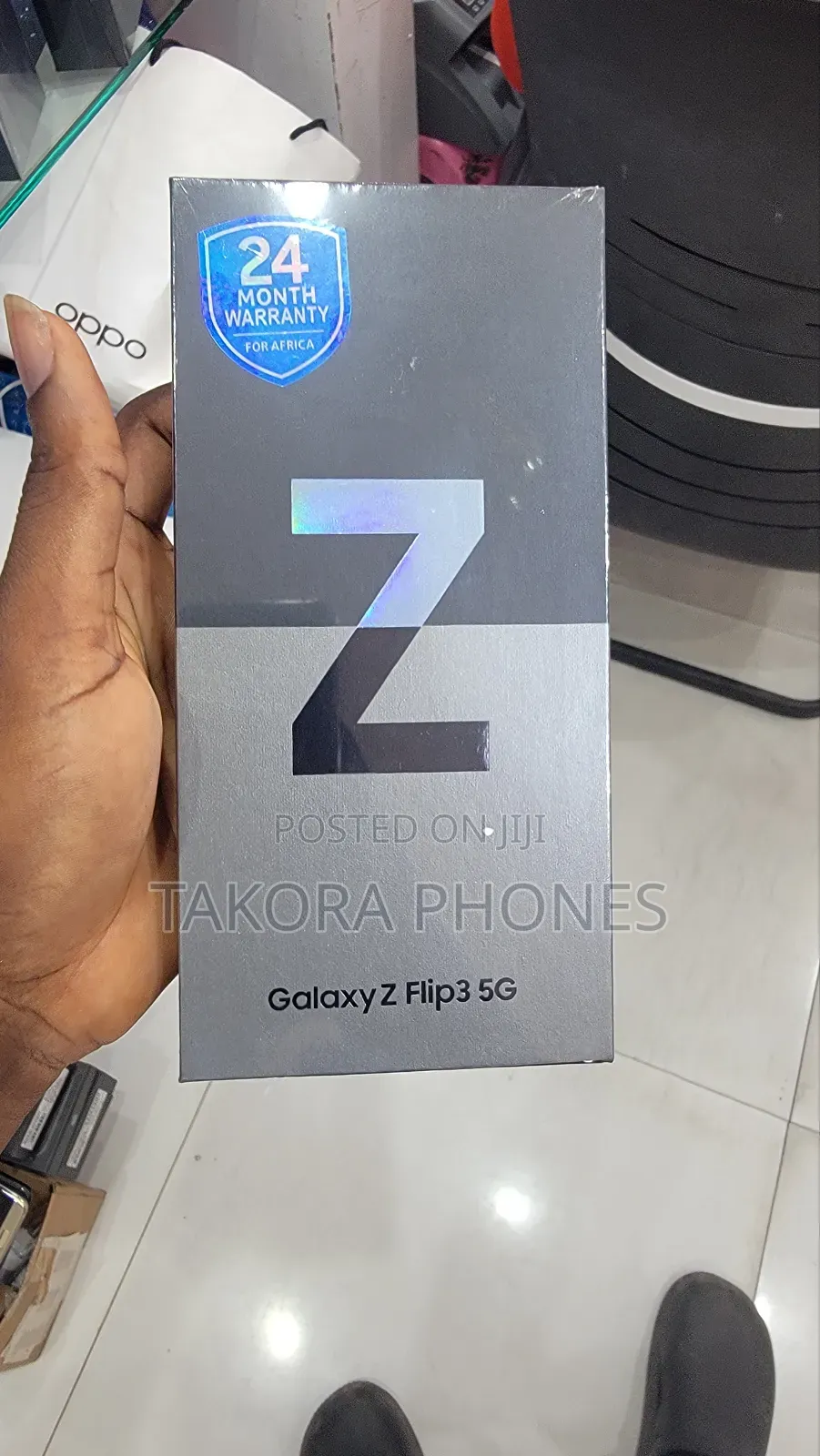 New Samsung Galaxy Z Flip4 256 GB Gray