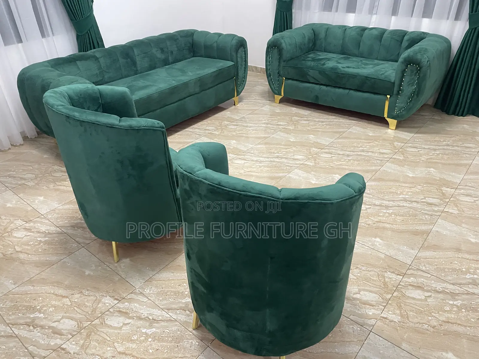 Green Fabric Set Sofa Very Neat And Soft// Durable And Luxurious
