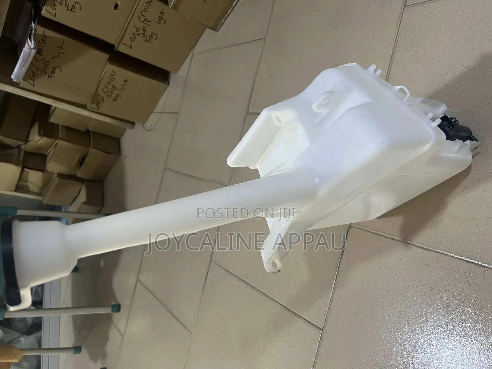 Wiper Wash Container(Gallon)Corolla 2003 to 2008