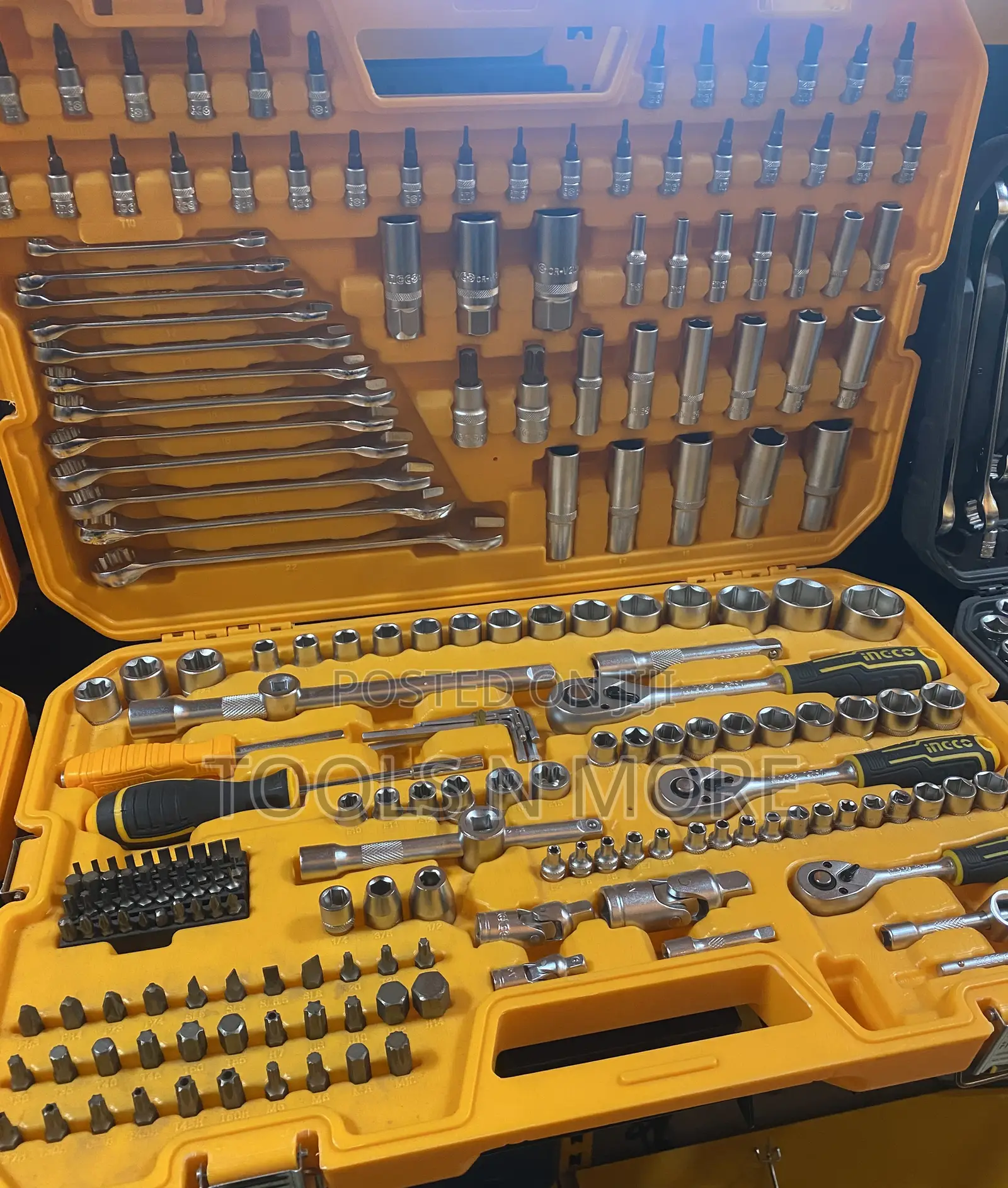 Ingco 216-Piece Tools Set