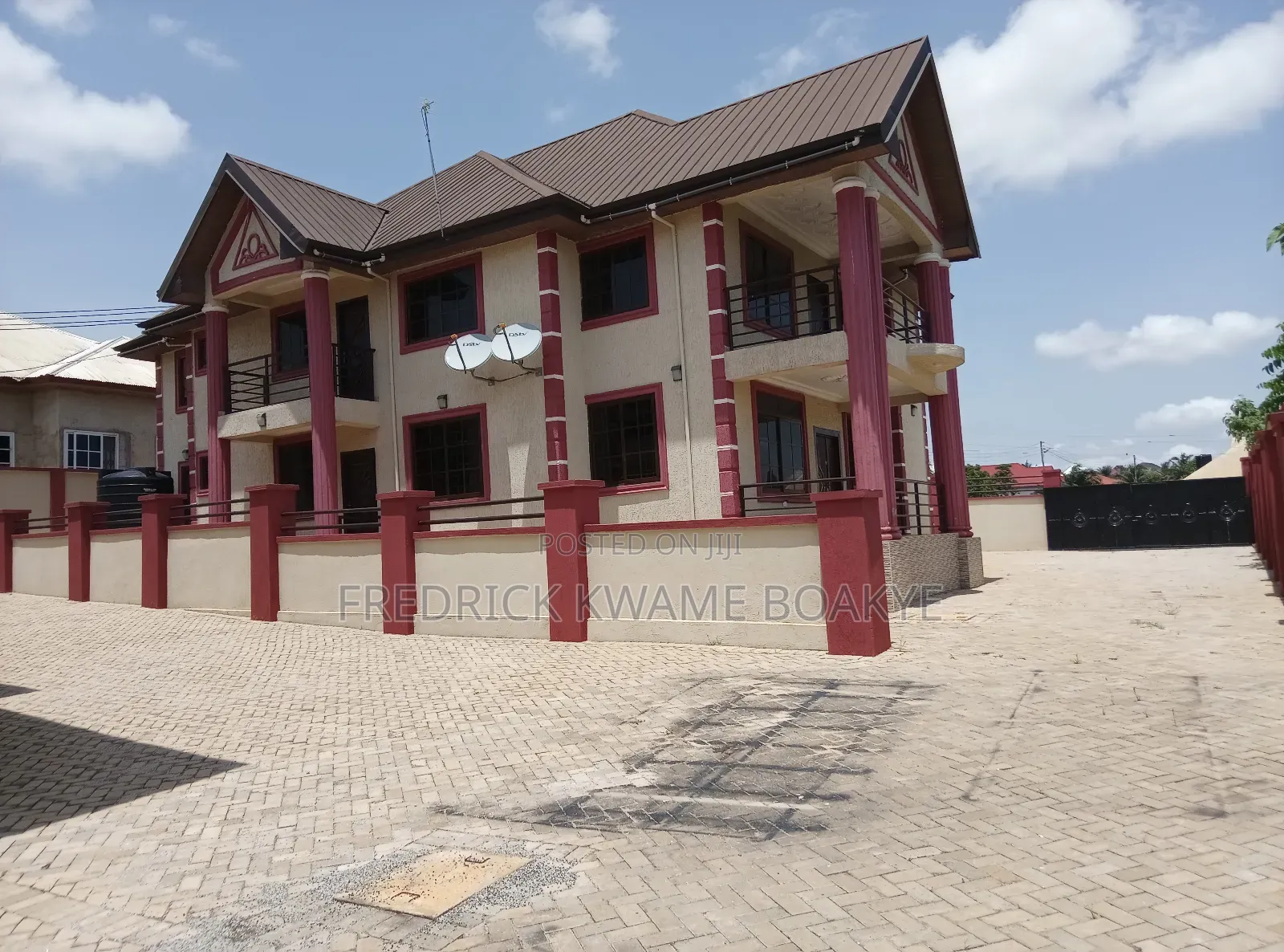 6bdrm House in Brother K Estate, Kumasi Metropolitan for sale
