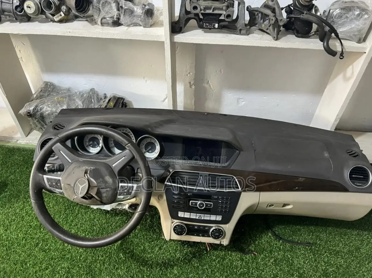 Mercedes Benz C250 Dashboard