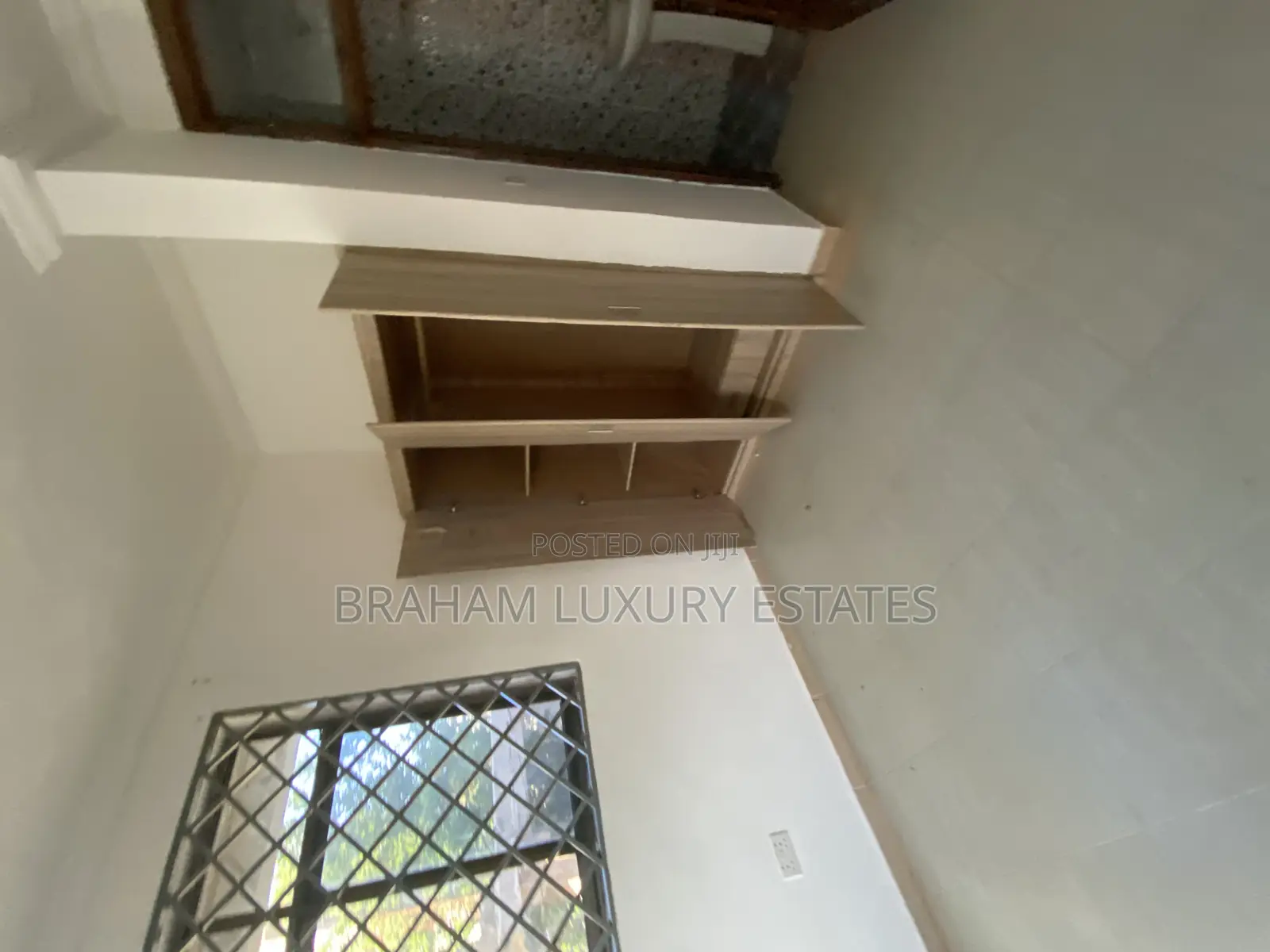2bdrm Apartment in Braham Luxury, Labadi for rent