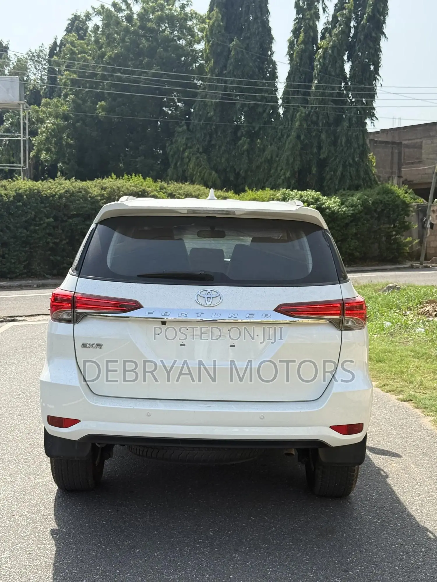 Toyota Fortuner 2.7 AWD 2019 White