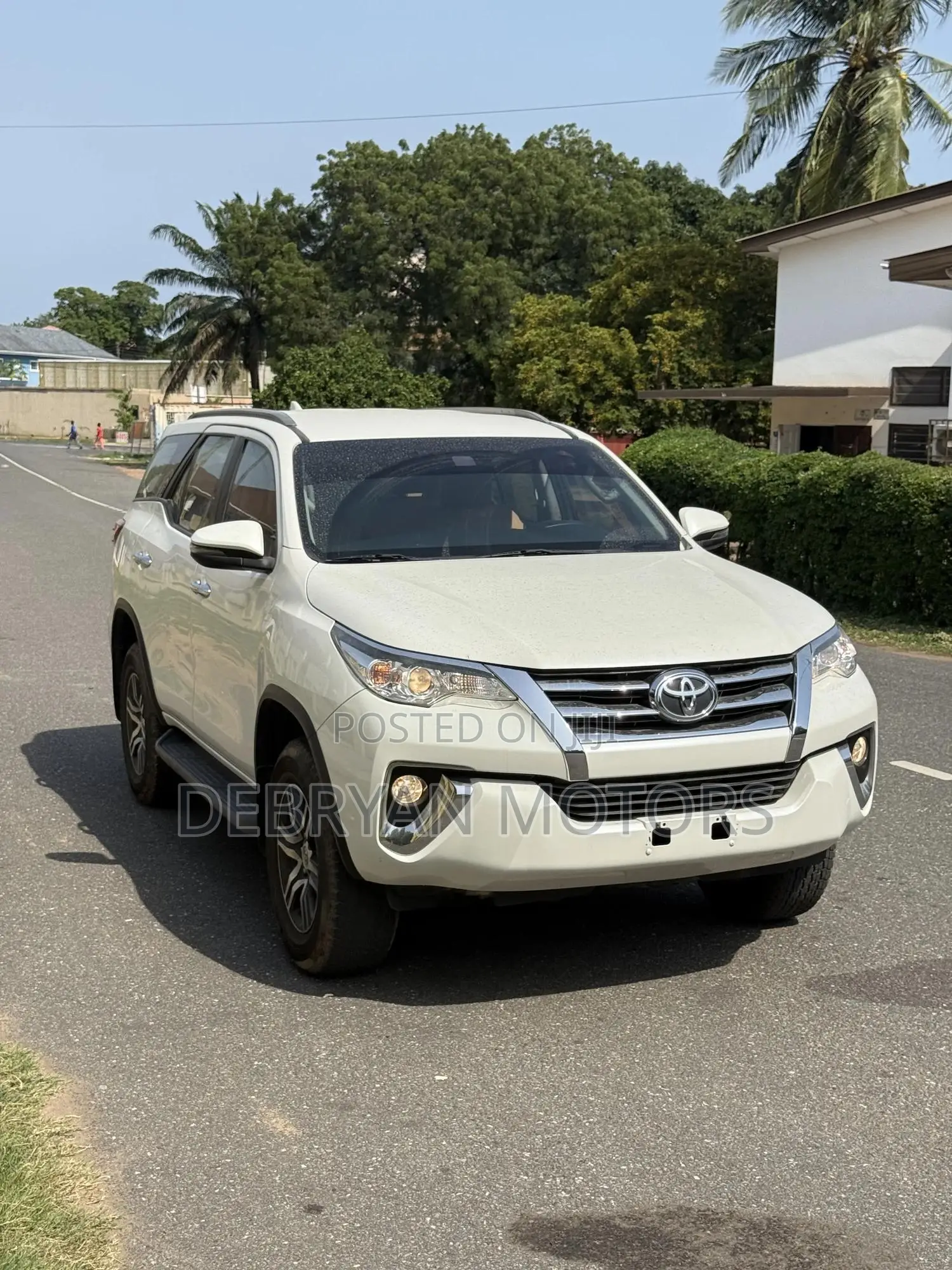 Toyota Fortuner 2.7 AWD 2019 White