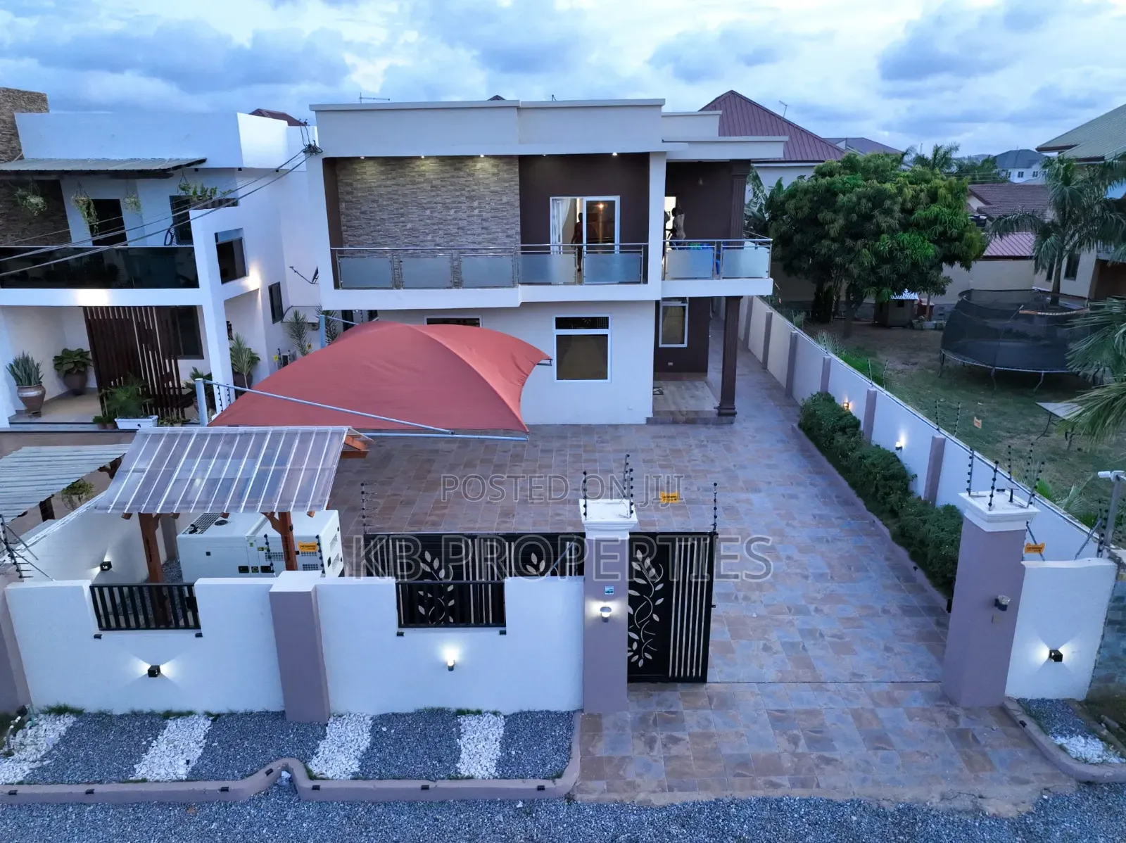 4bdrm Duplex in Kb Properties, Spintex for rent