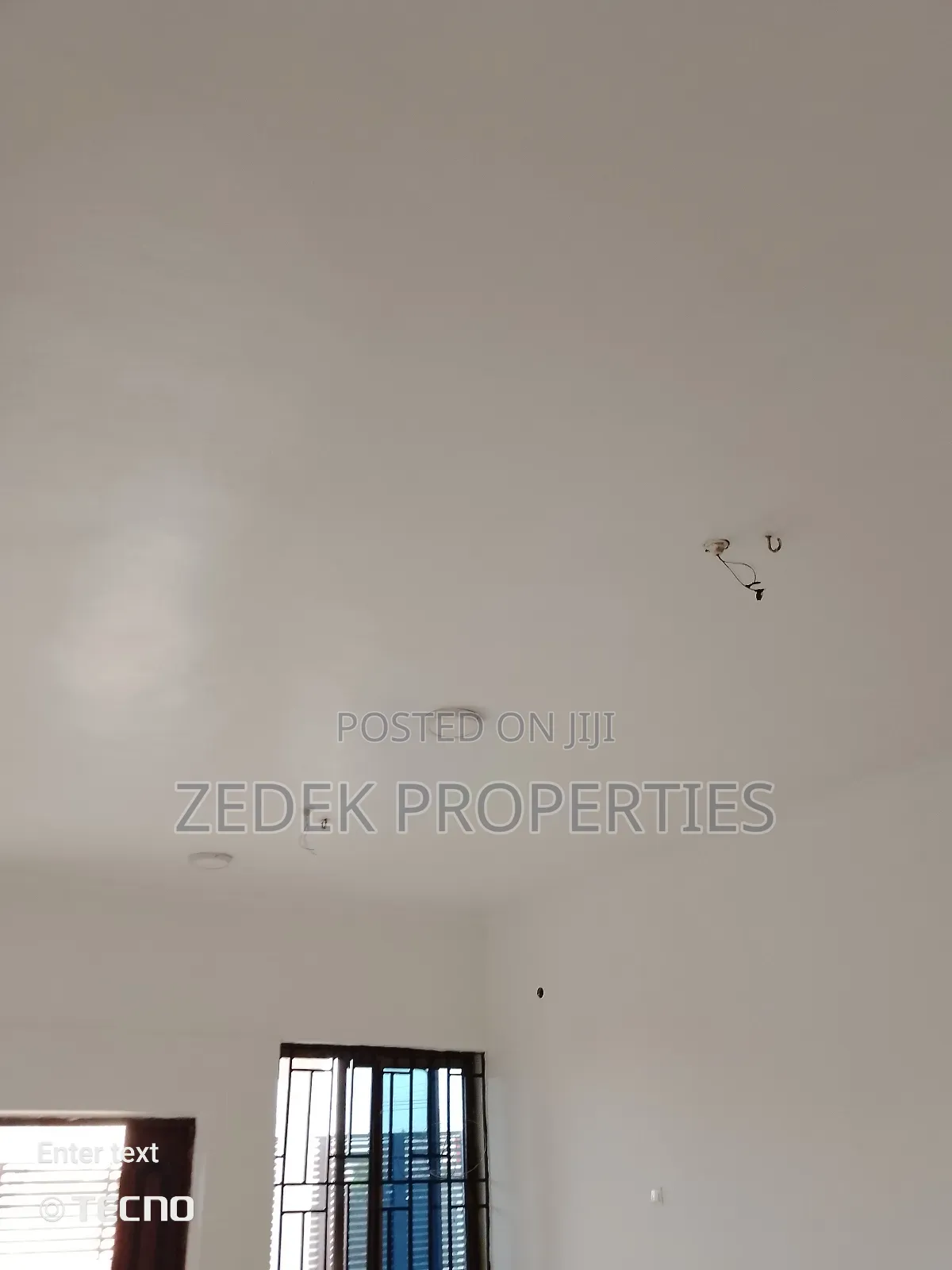 3bdrm Apartment in Zedek Properties, Ashomang Estate for rent