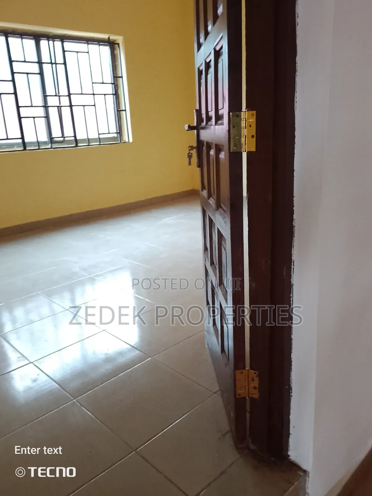 3bdrm Apartment in Zedek Properties, Ashomang Estate for rent