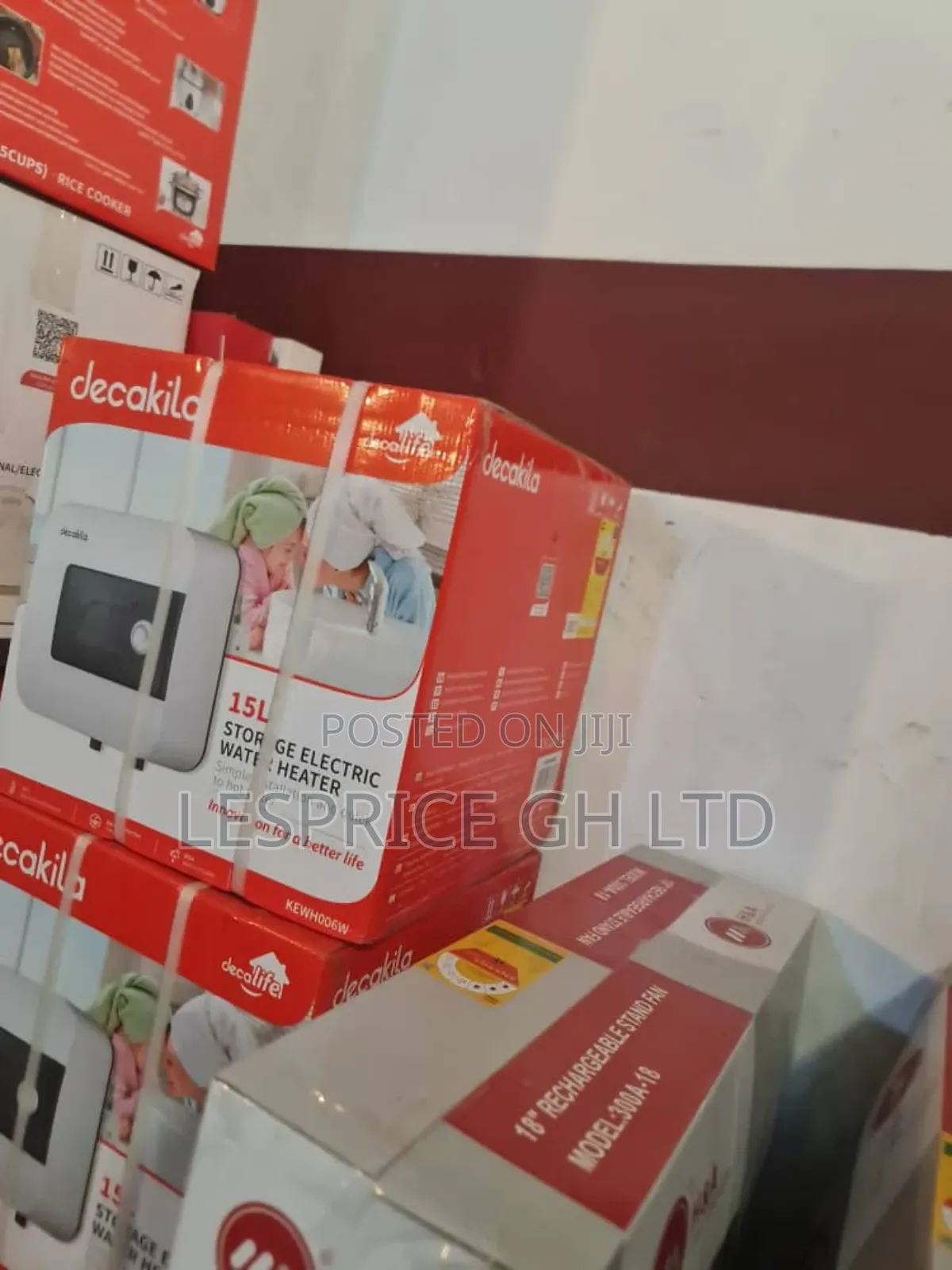 Decakila 15l Electric Heater- Space Saver!