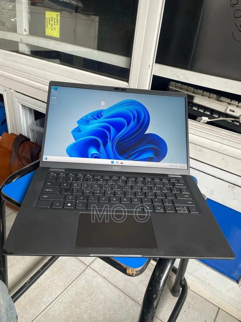 Laptop Dell Latitude 7410 32GB Intel Core i7 SSD 256GB