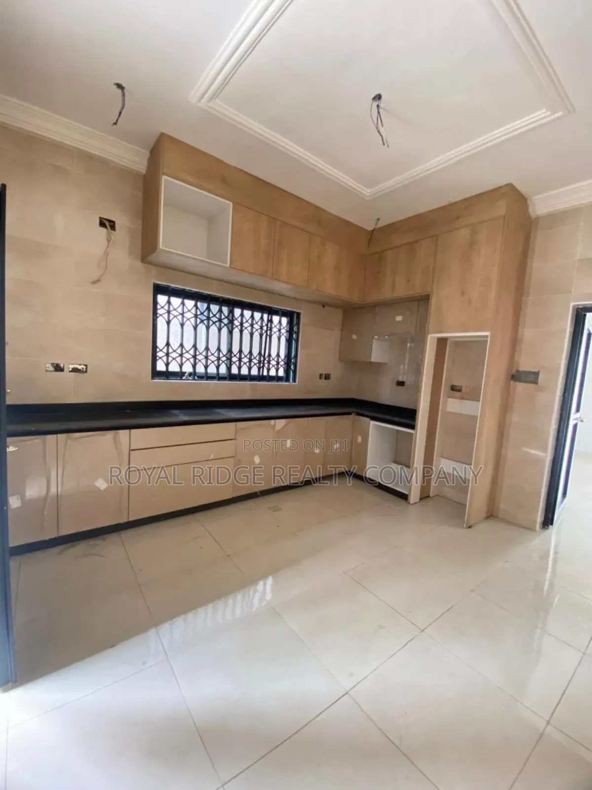 4bdrm House in Atomic On The, Accra Metropolitan for sale