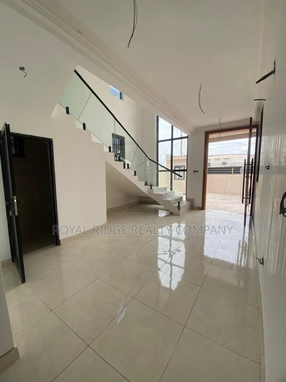 4bdrm House in Atomic On The, Accra Metropolitan for sale