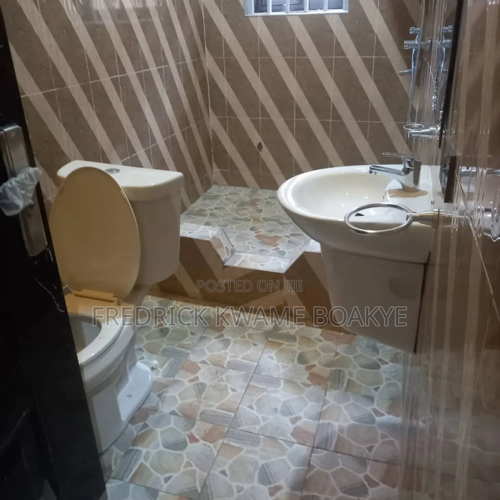 2bdrm Apartment in Brother K Estate, Kumasi Metropolitan for rent