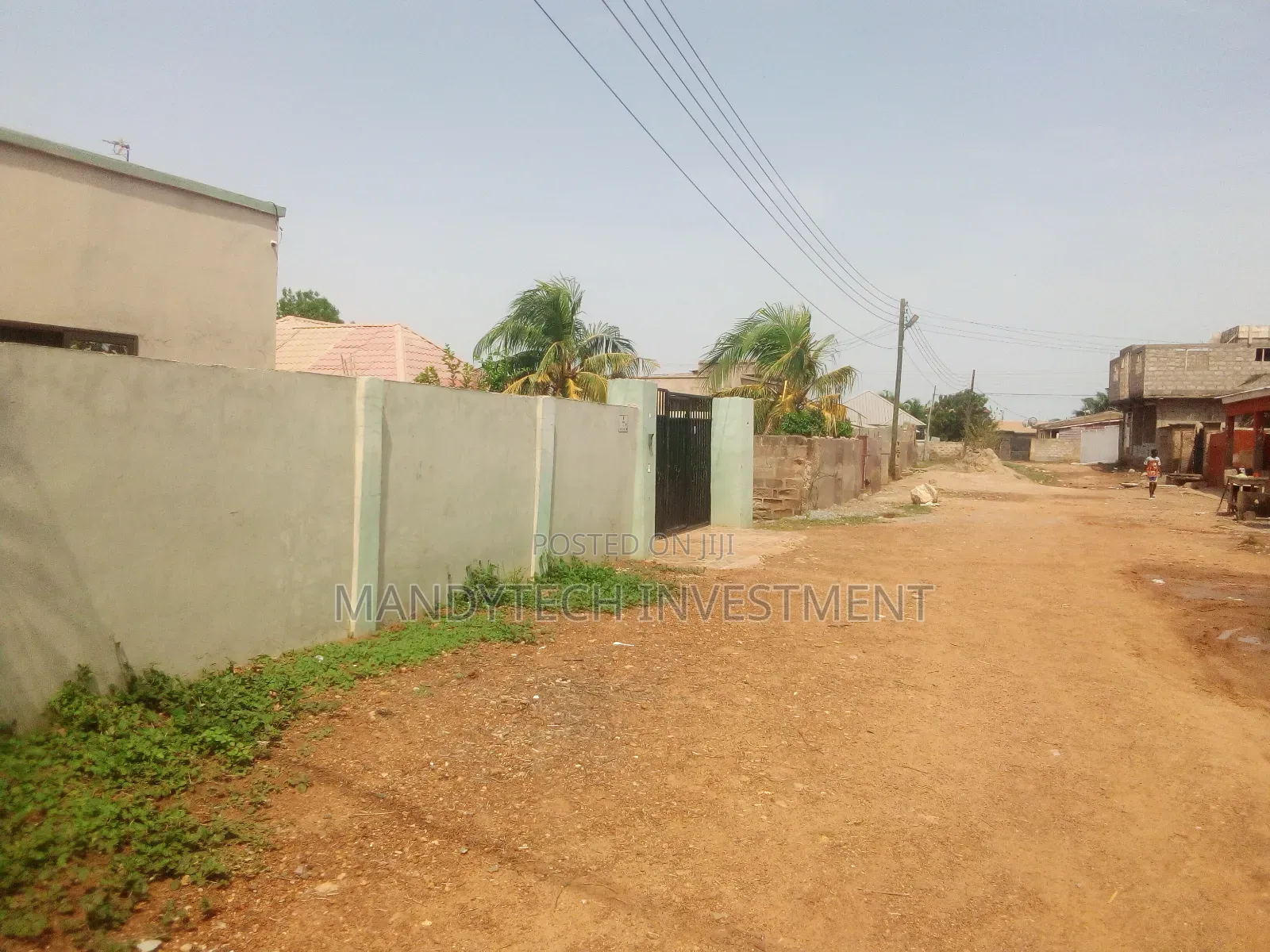 2bdrm House in Lake Side Estate for sale