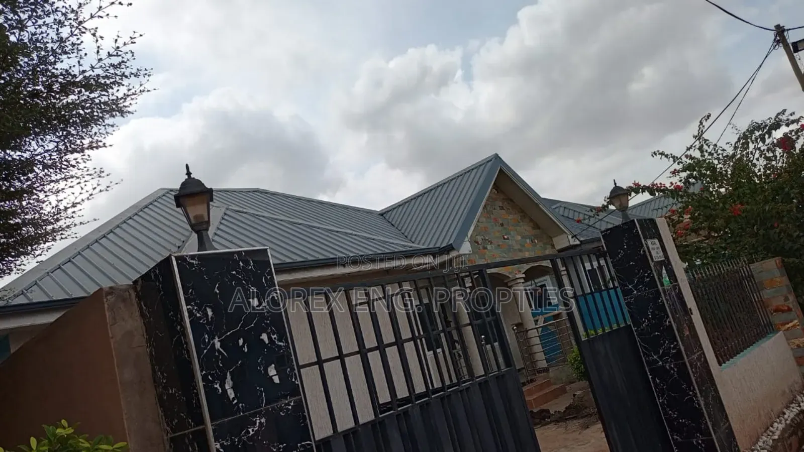 3bdrm House in $85,000, Adenta for sale