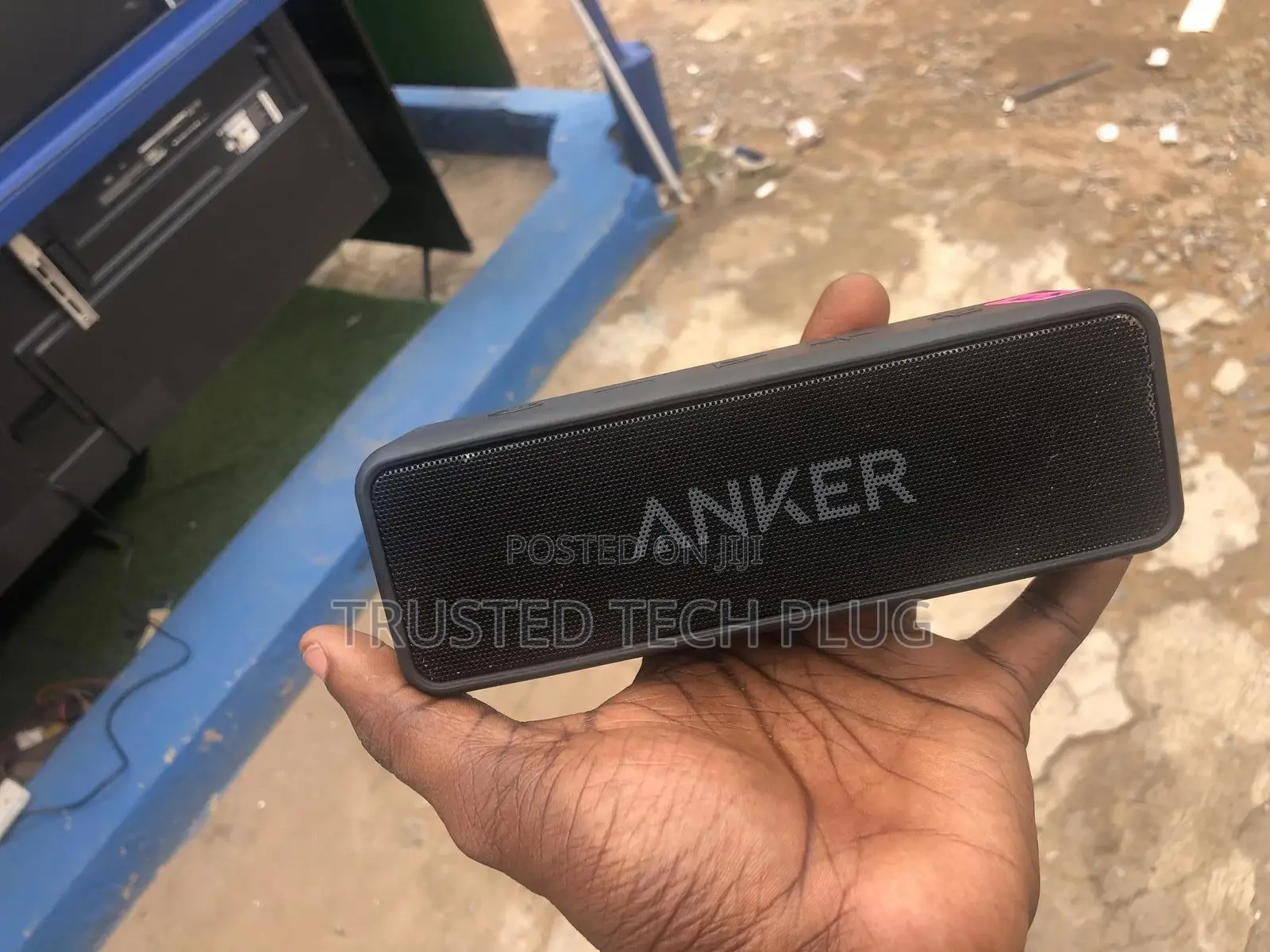 Preowned Anker Soundcore 2 Bluetooth Speaker in Stock