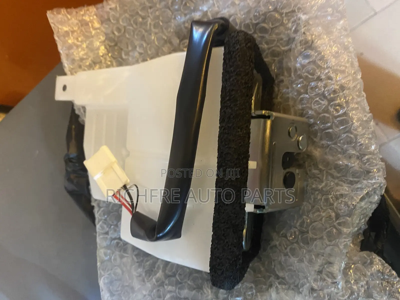 4runner Boot Lock
