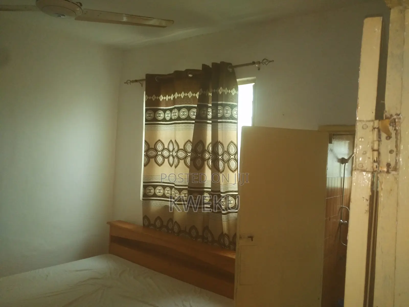 1bdrm Apartment in Estate Agency, Baatsona Total for rent