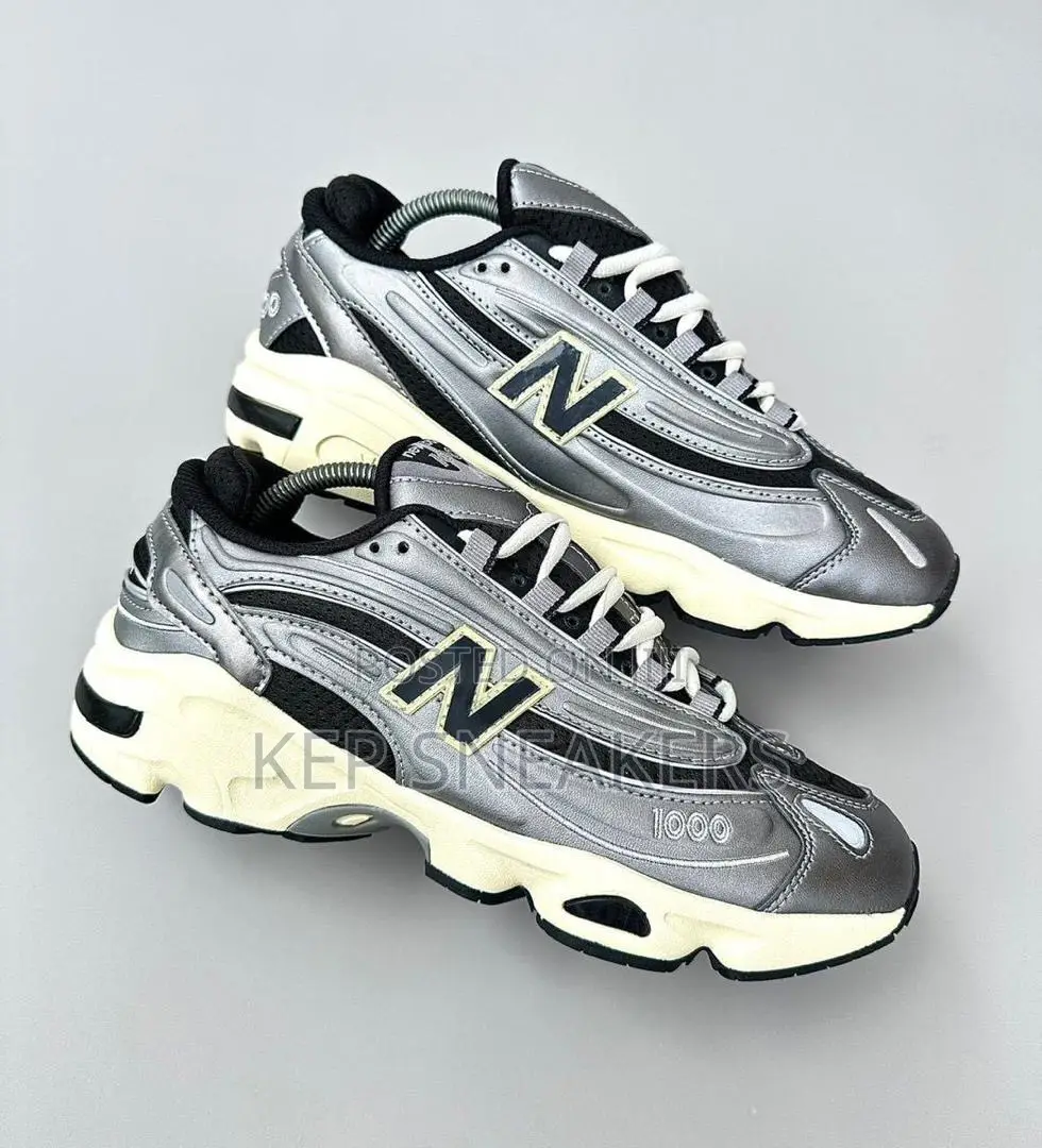 New Balance 1000