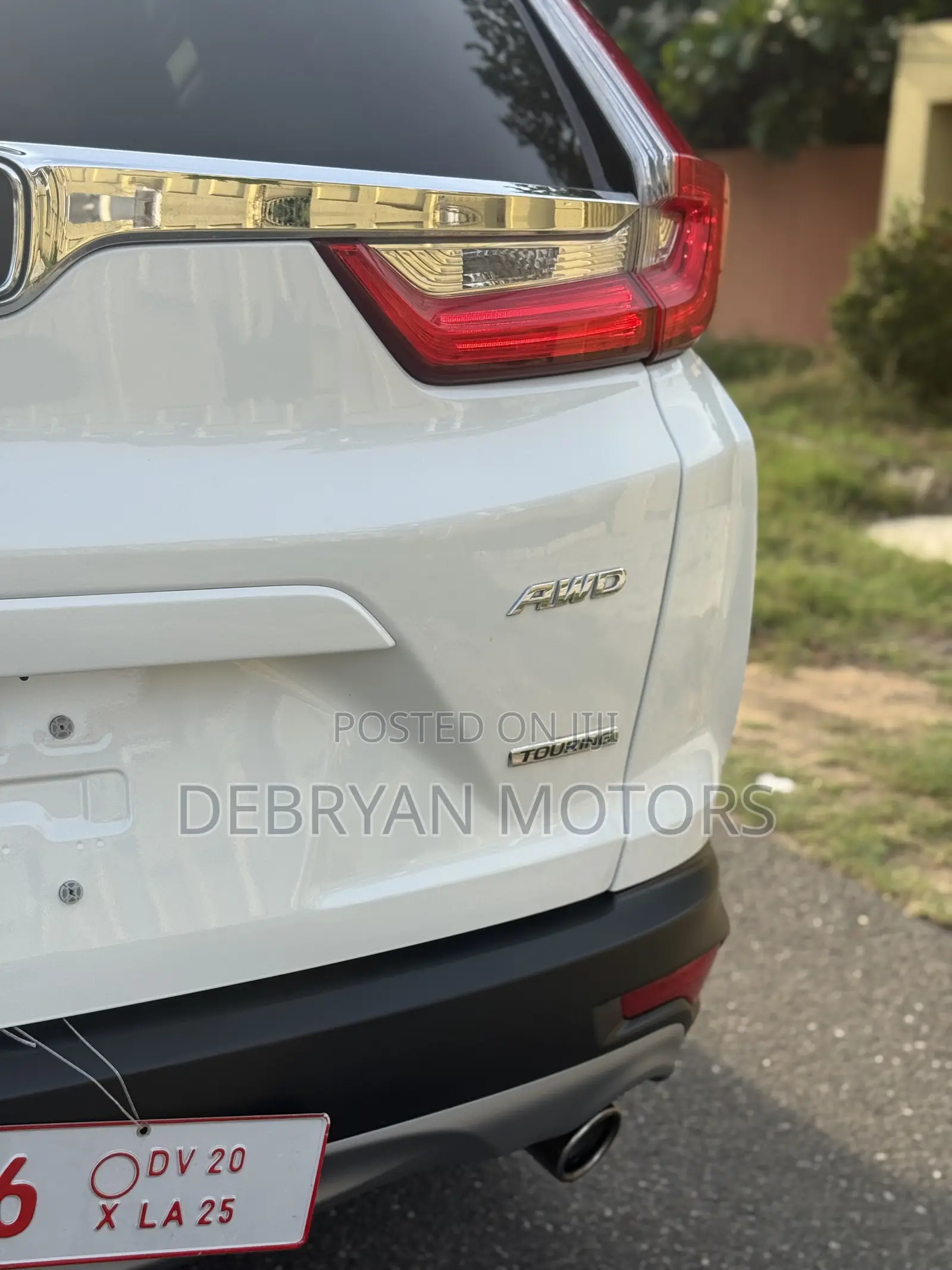 Honda CR-V Touring AWD 2018 White