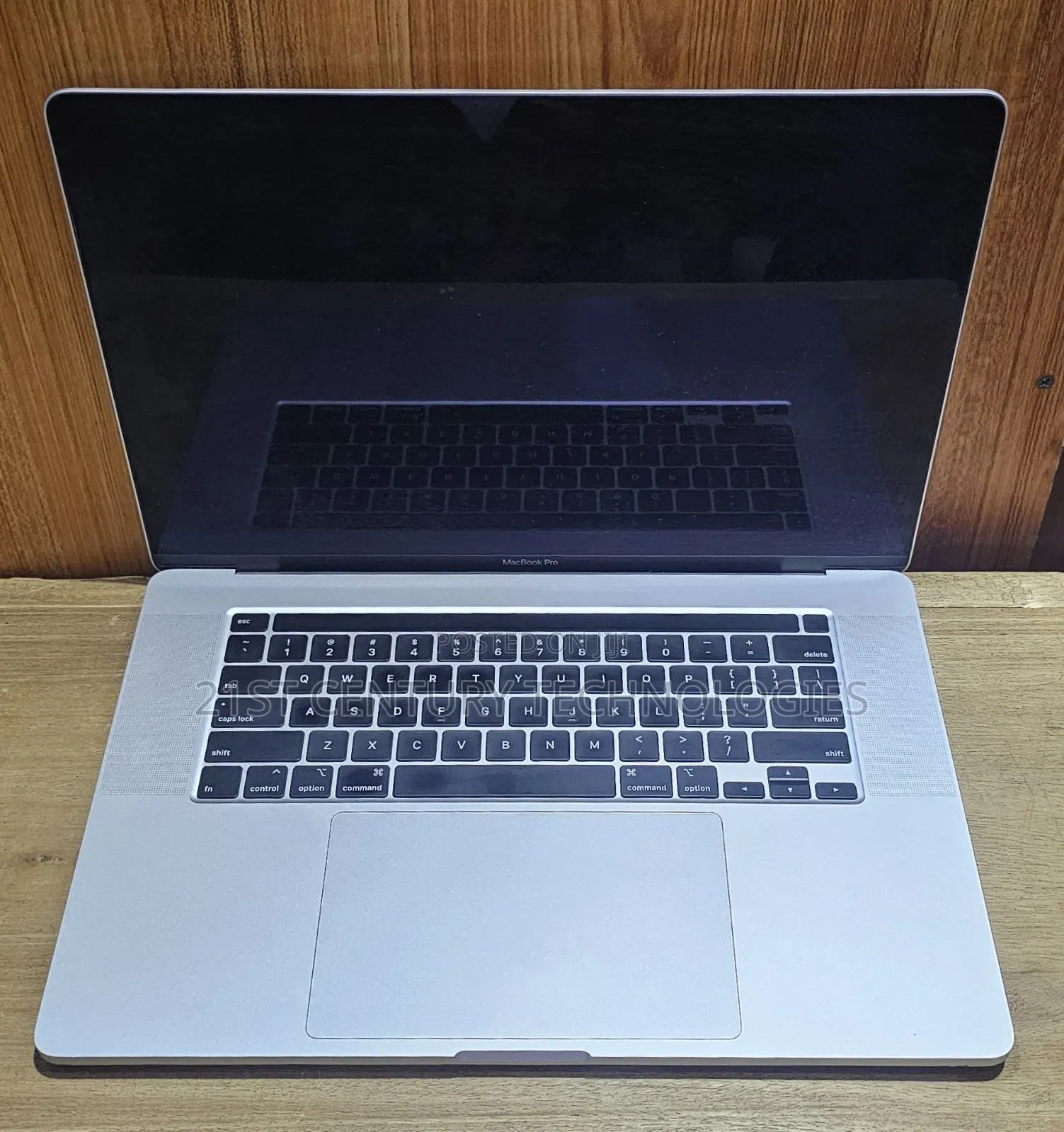 Laptop Apple MacBook 2019 16GB Intel Core i7 SSD 500GB