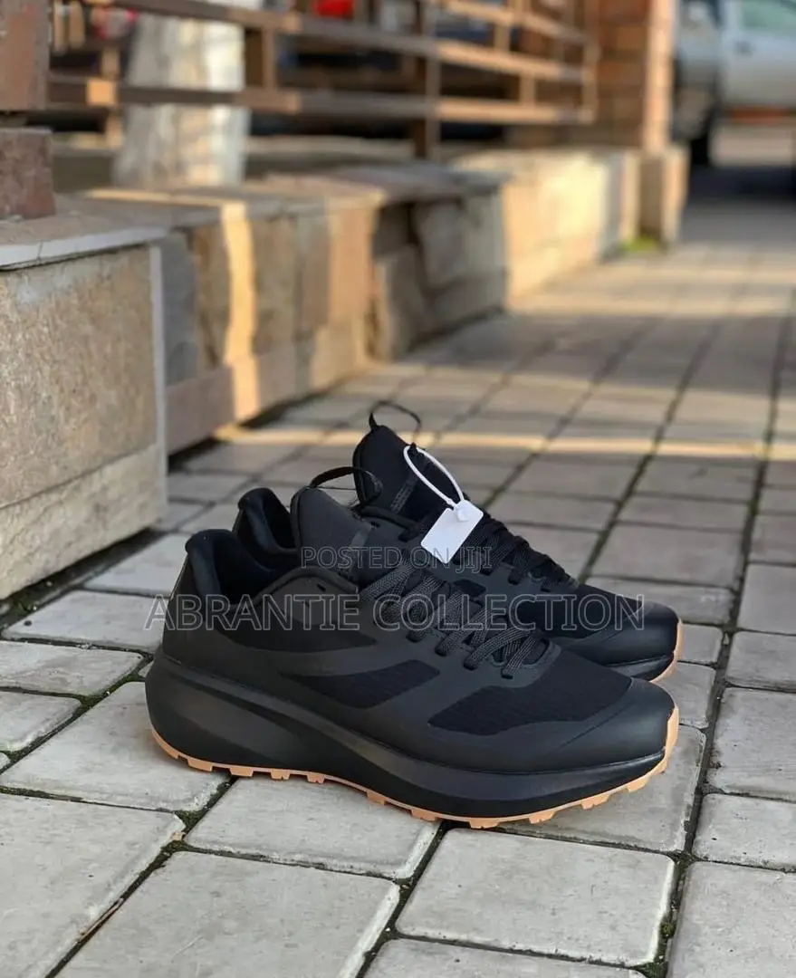 Reebok Running Shoes Black/White