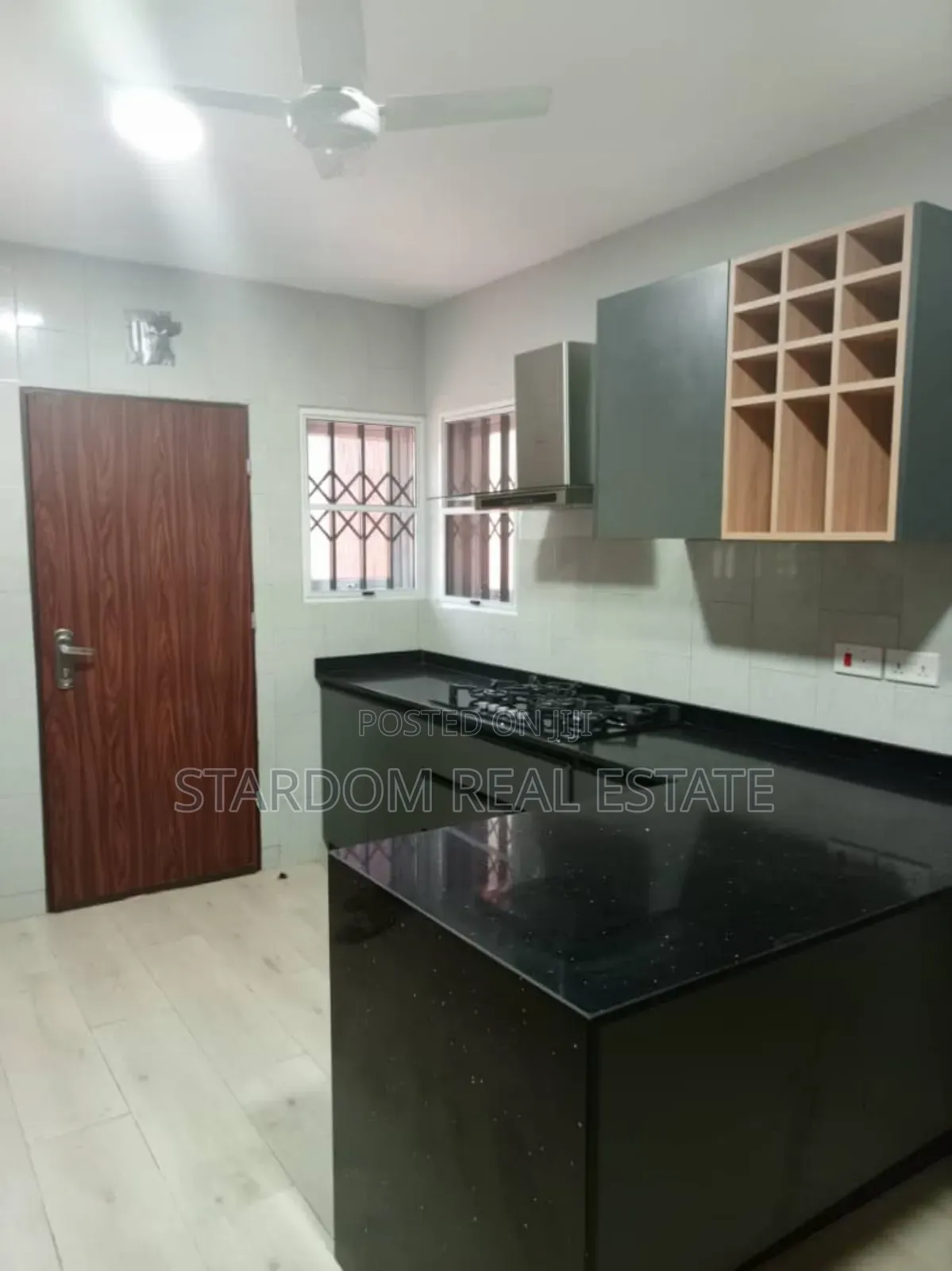 3bdrm Townhouse / Terrace in Tseaddo for rent
