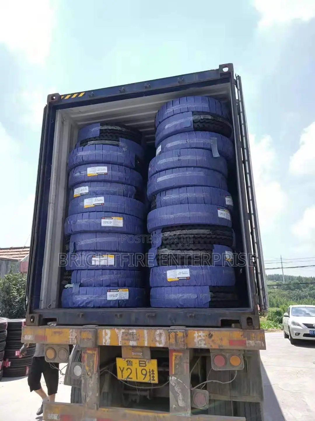 Truck Tipper and Trailer Tyres Tires