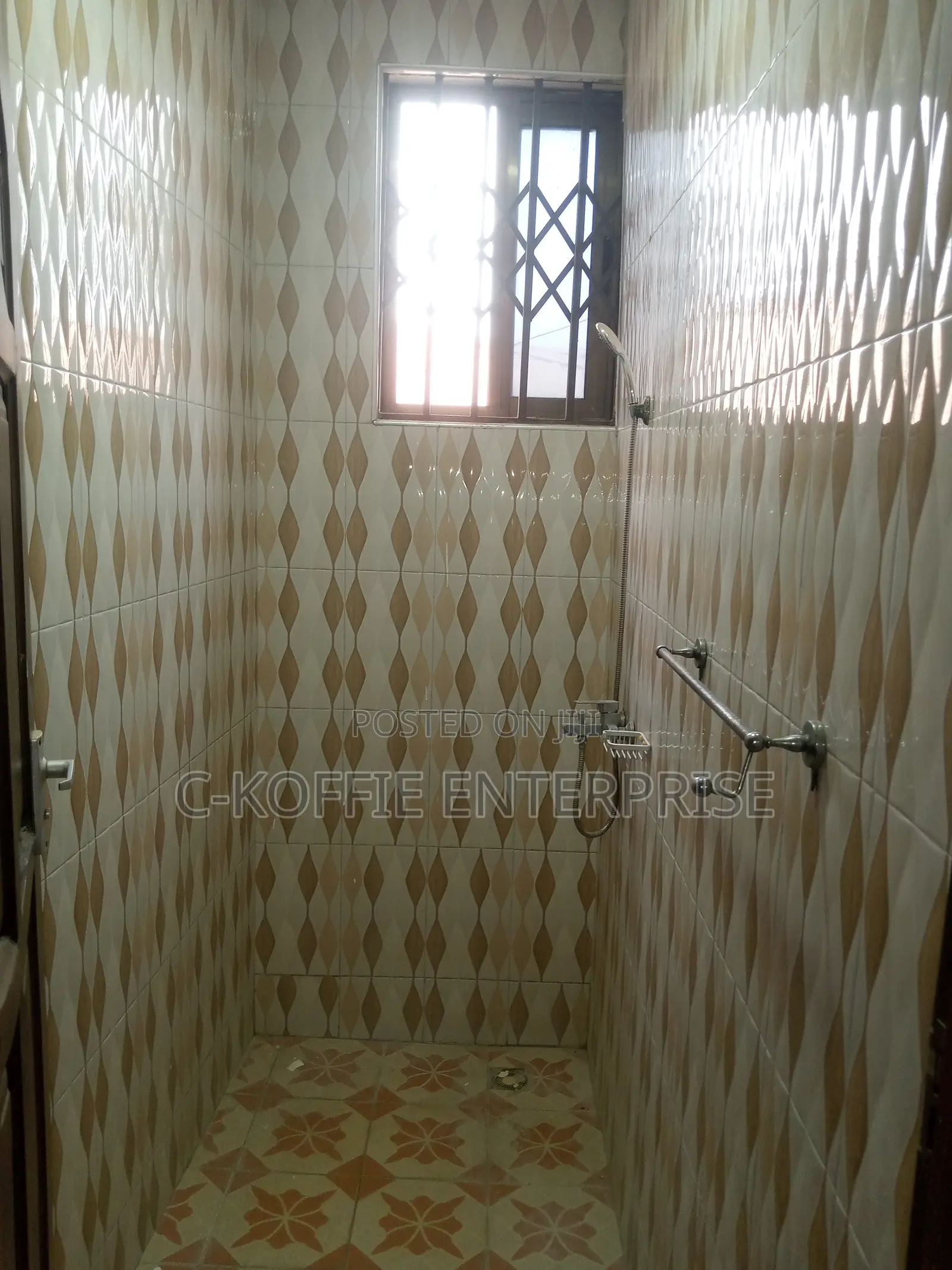 3bdrm Apartment in Amamorley, Ga West Municipal for rent