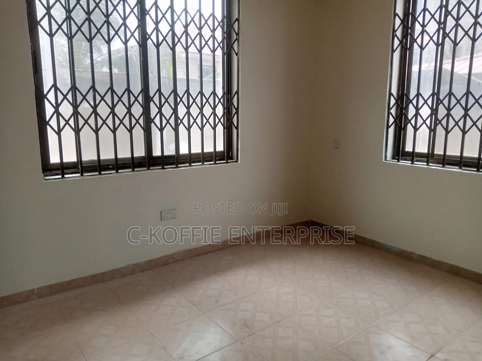 3bdrm Apartment in Amamorley, Ga West Municipal for rent