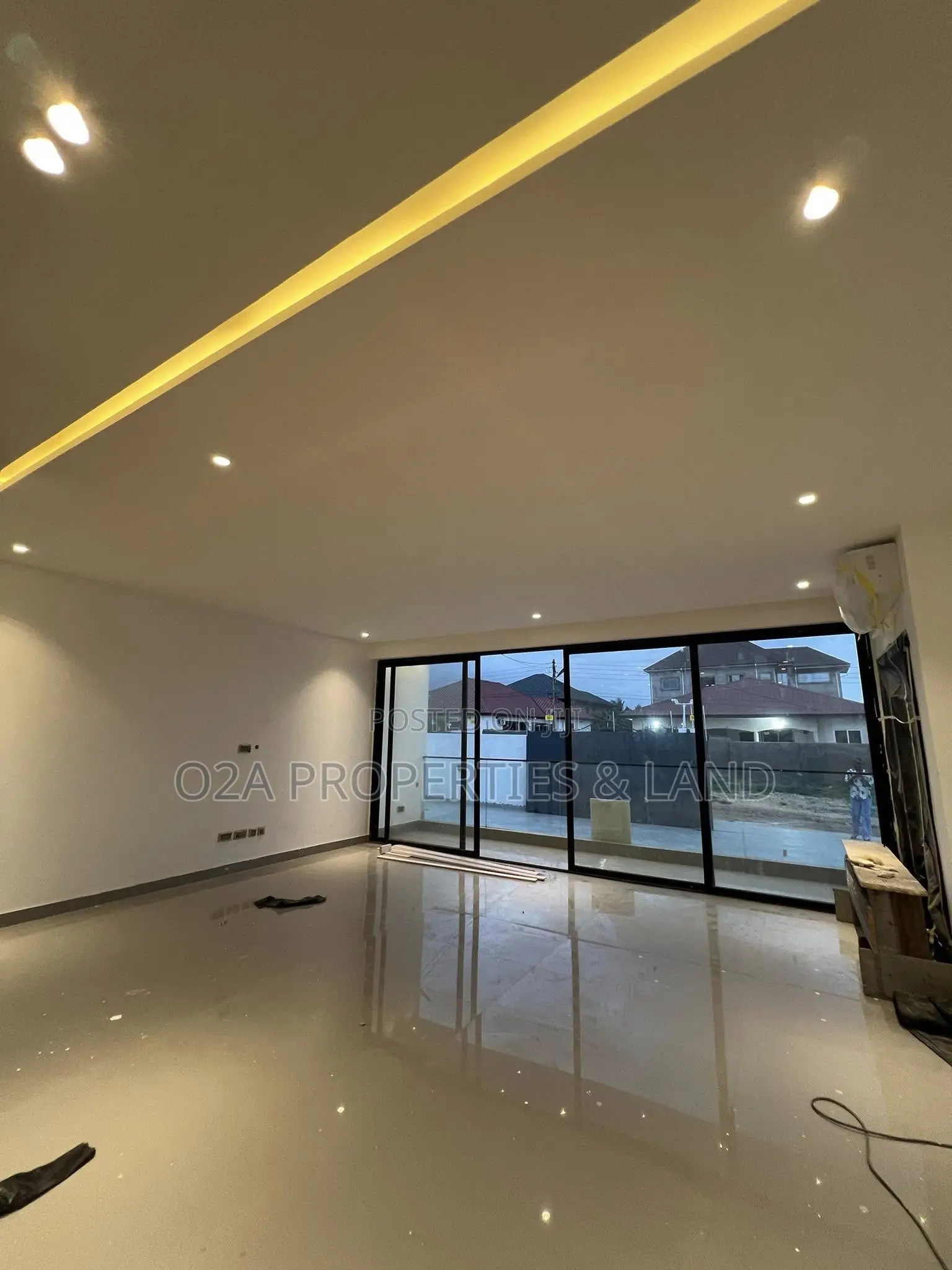 3bdrm Bungalow in Ashaley Botwe, for sale
