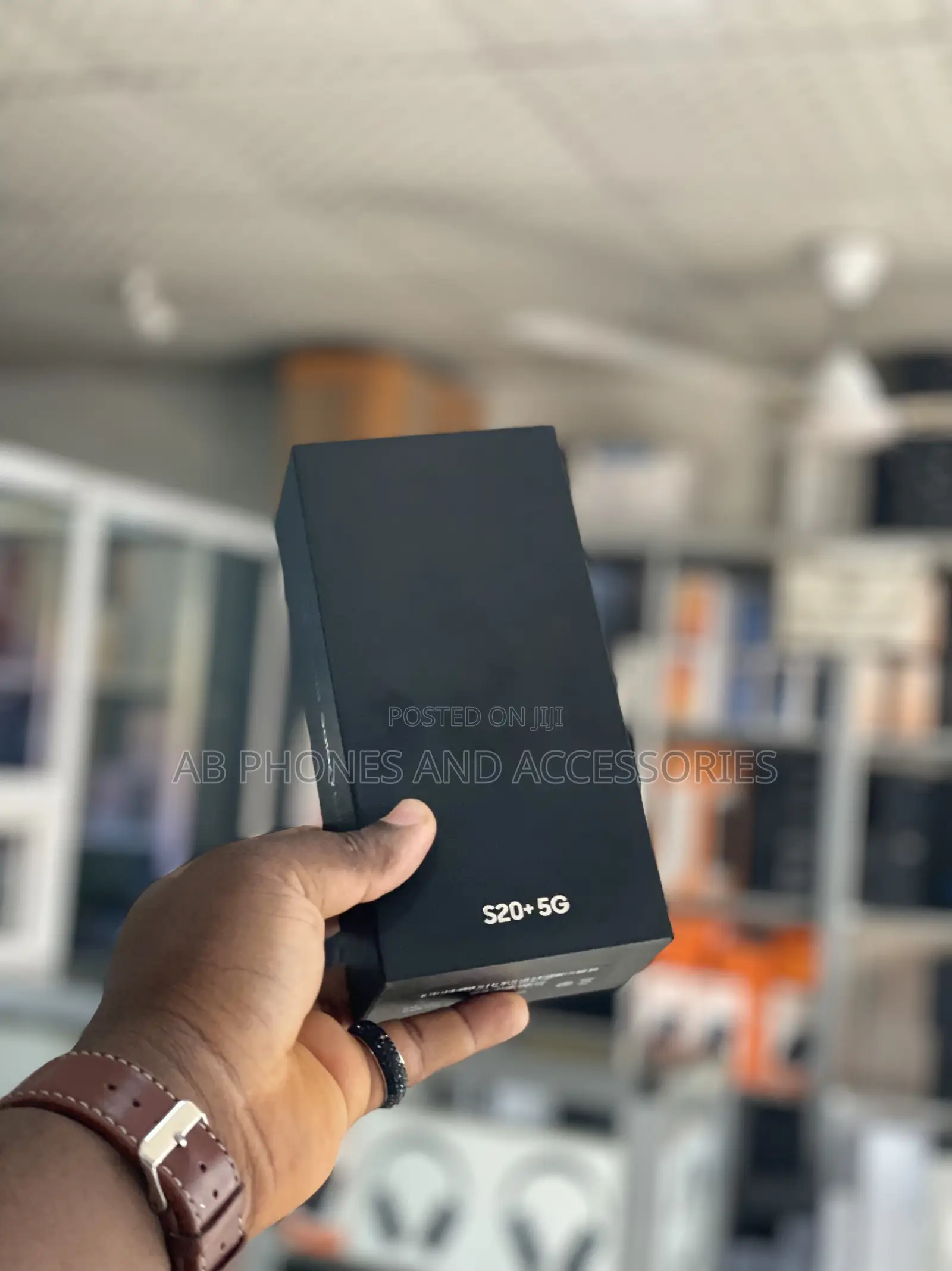 New Samsung Galaxy S20+ 5G 128 GB Black