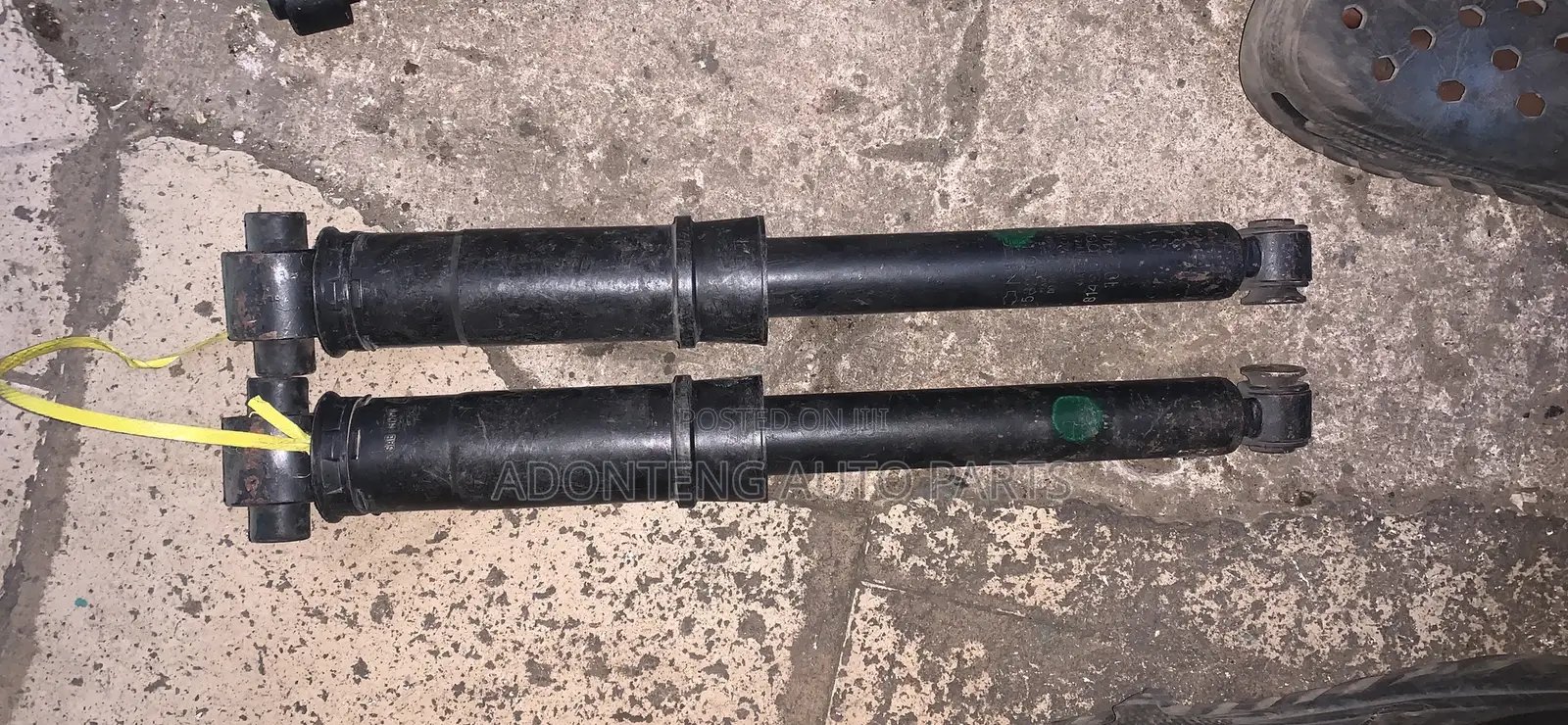 Nissan Rogue 2008-2012 Back Shock Absorbers