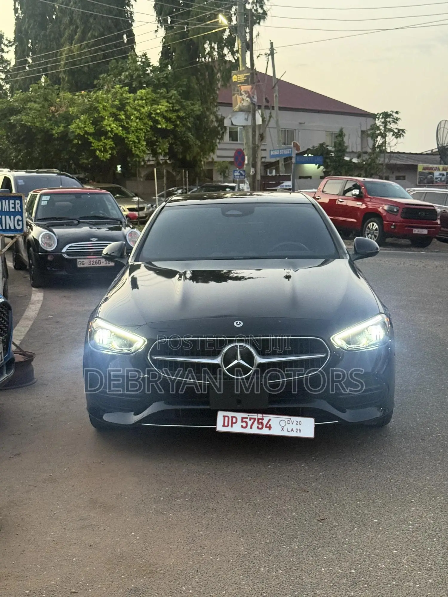 Mercedes-Benz C300 2024 Black