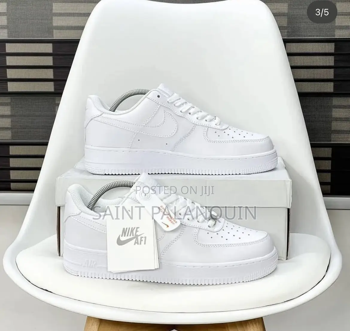 White Nike Airforce