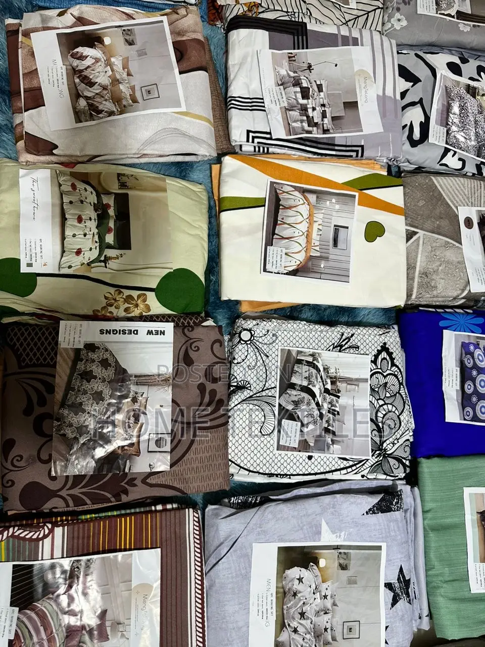 2 Bedsheets, 4 Pillow Cases, King Size