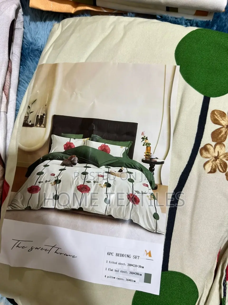 Nicely Packaged King Sized 2 Bedsheets, 4 Pillowcases