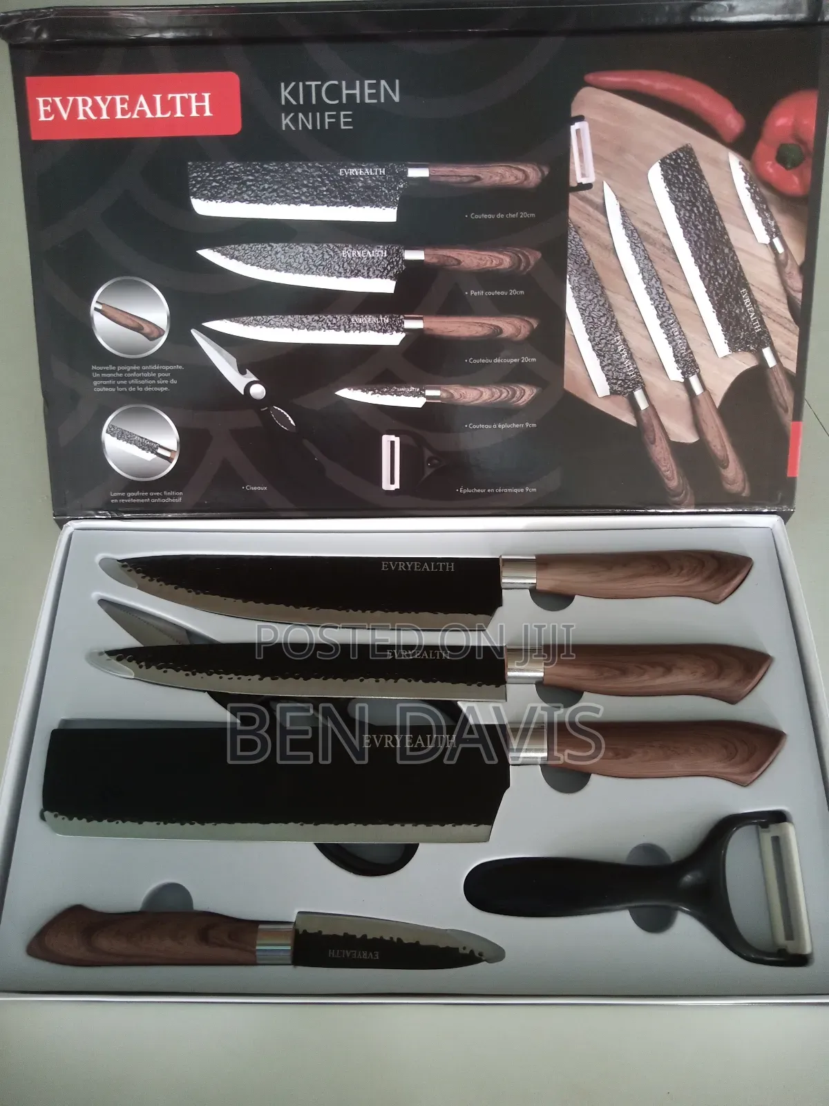 Kitchen Knives Set.