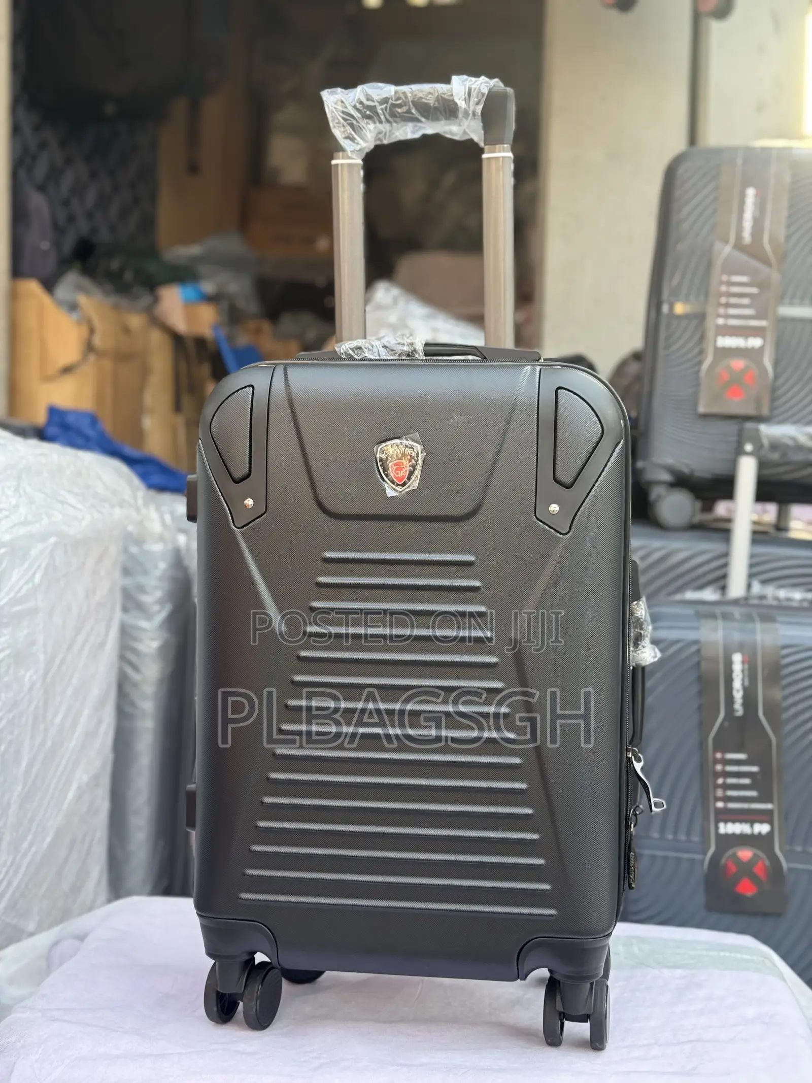 Small Size Hand Luggage (Carry on Bag) 20 Inches at Plbagsgh