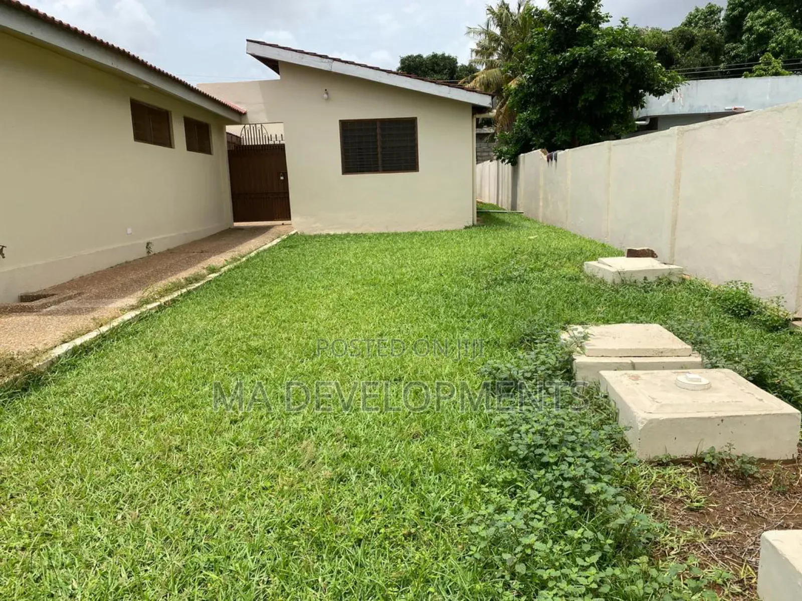 5bdrm House in Madev Realty, Tantra Hills for sale