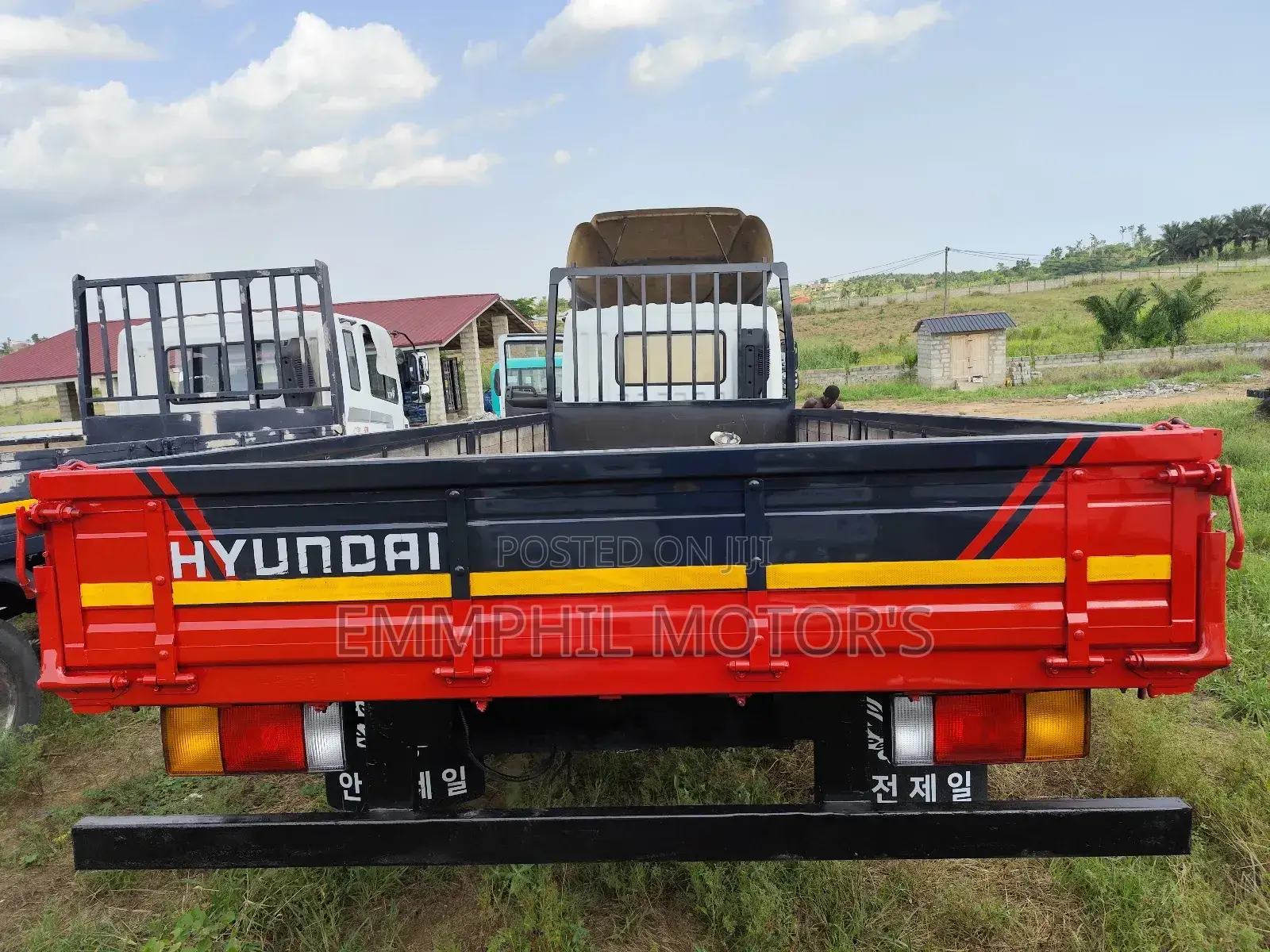 2015 Hyundai Gold. New Arrivals.