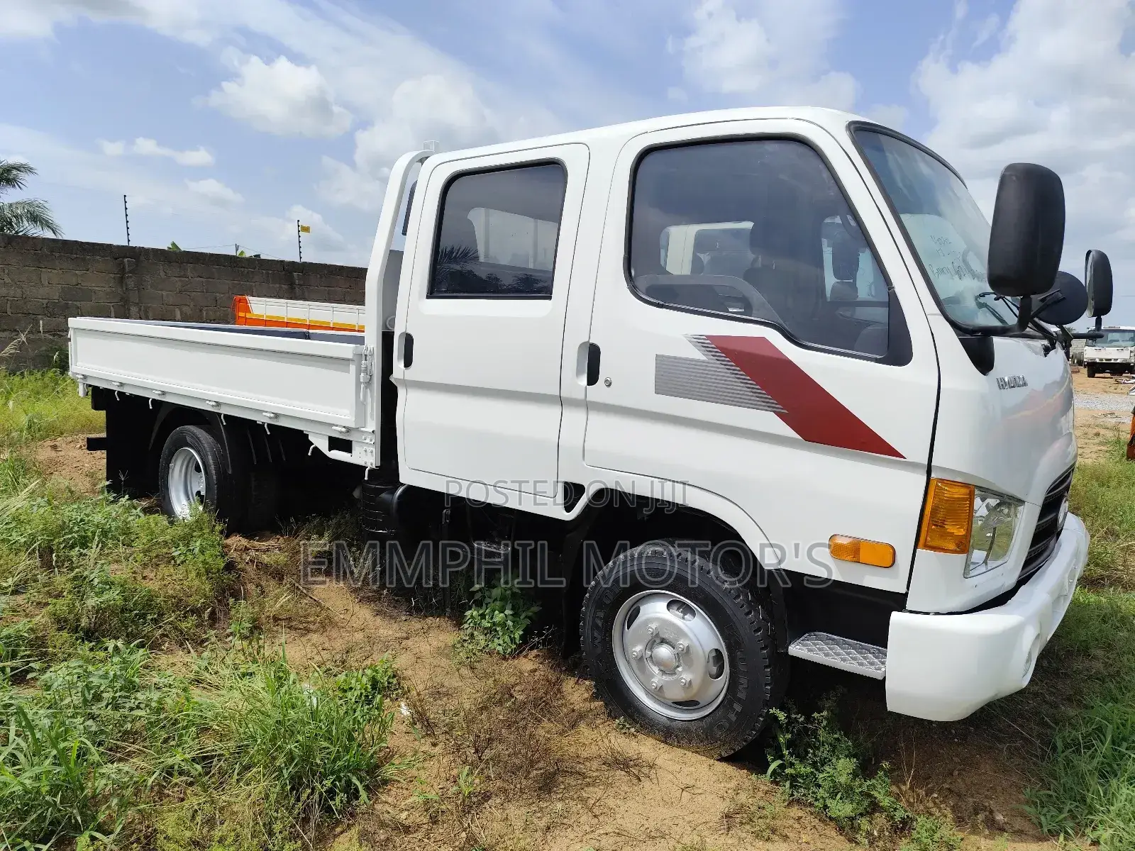 Hyundai Mighty Double Cabin
