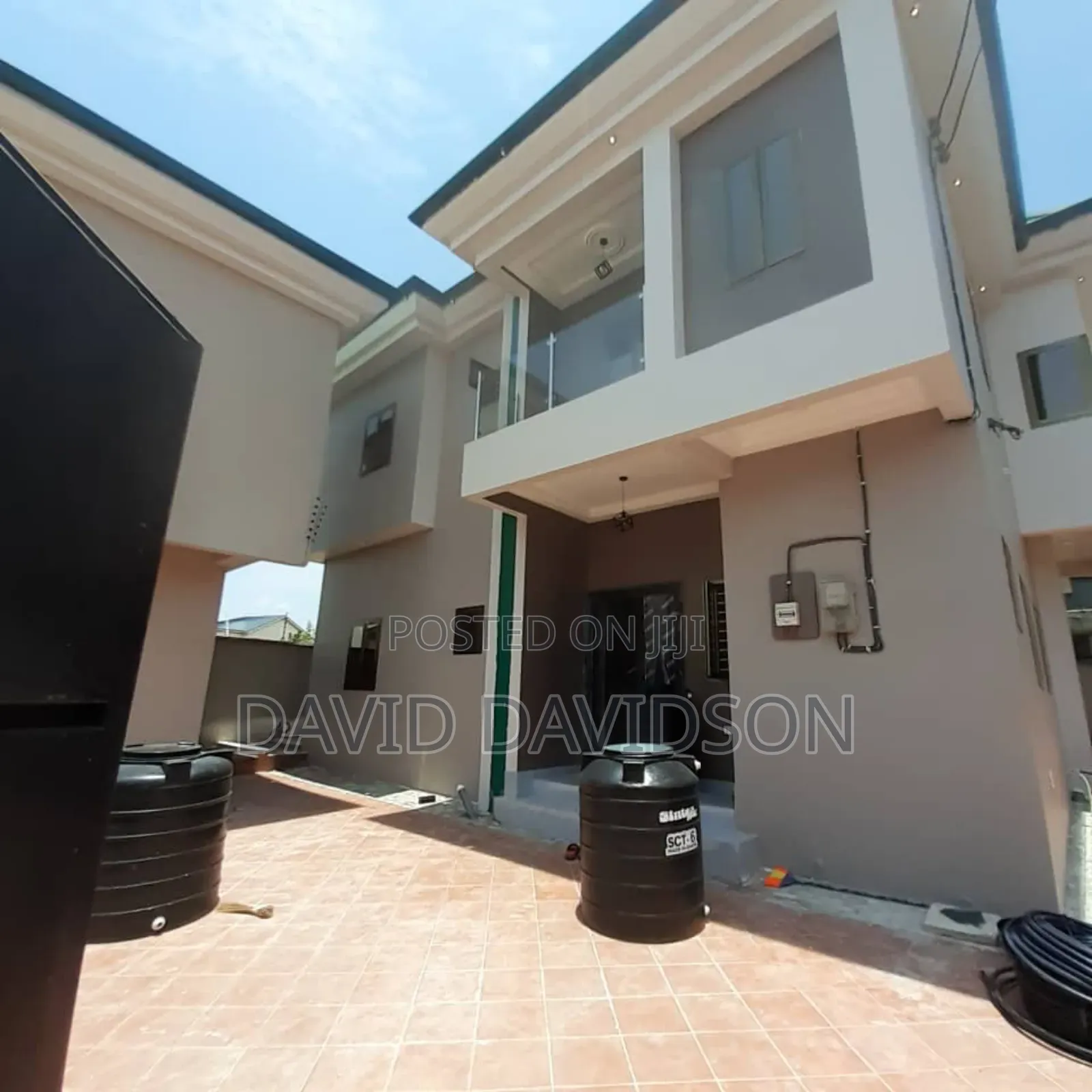 4bdrm House in 4 Bedroom House,, Tema Metropolitan for sale