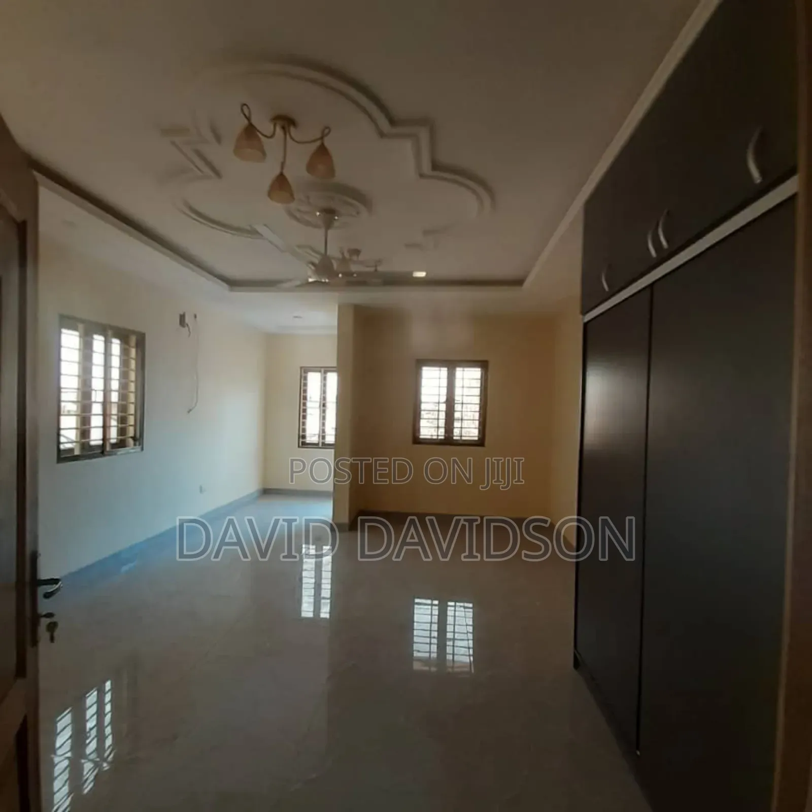 4bdrm House in 4 Bedroom House,, Tema Metropolitan for sale