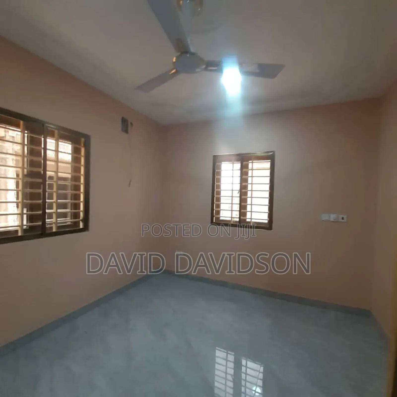 4bdrm House in 4 Bedroom House,, Tema Metropolitan for sale