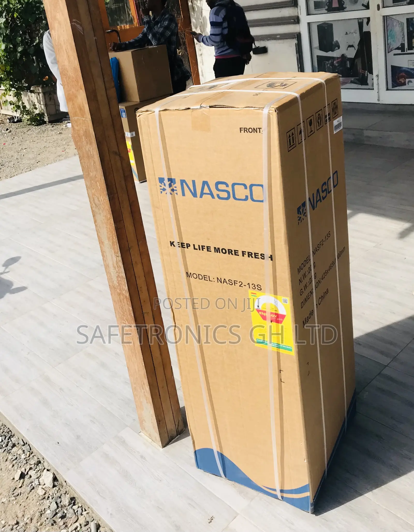Fast Chilling Top Freezer 136l Doubledoor Nas-13s Fridge
