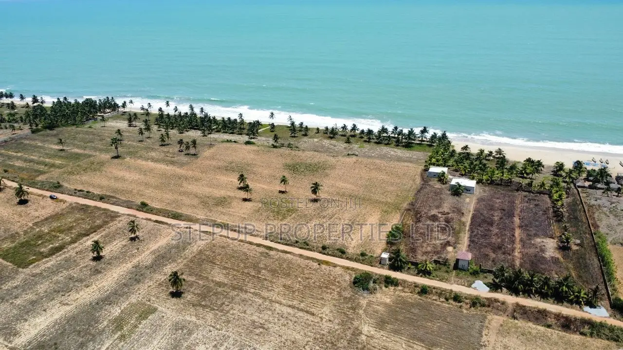 25 Acres of Sea View Land for Sale at Cape Coast
